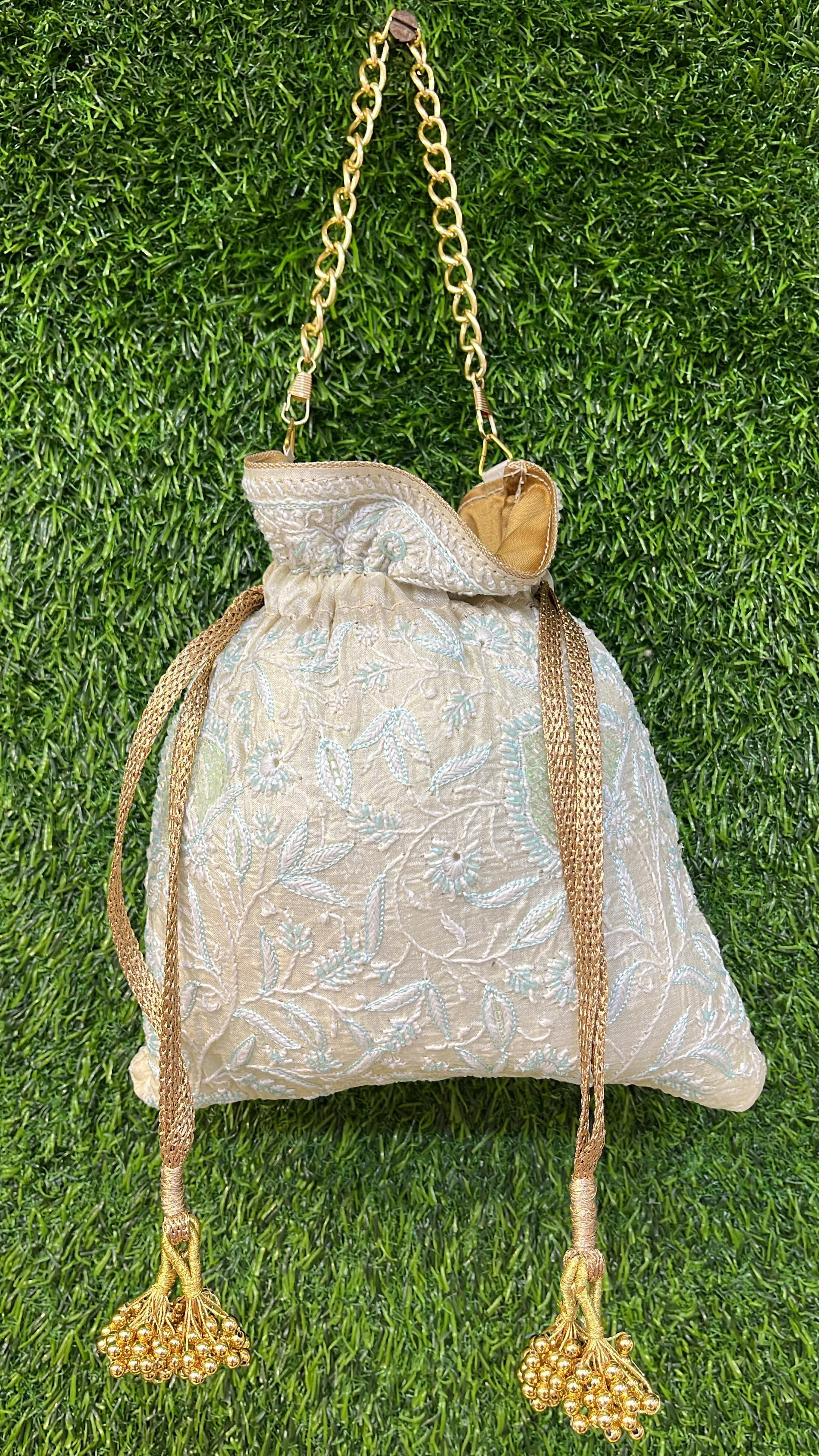 CHIKANKARI POTLIS