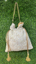 CHIKANKARI POTLIS