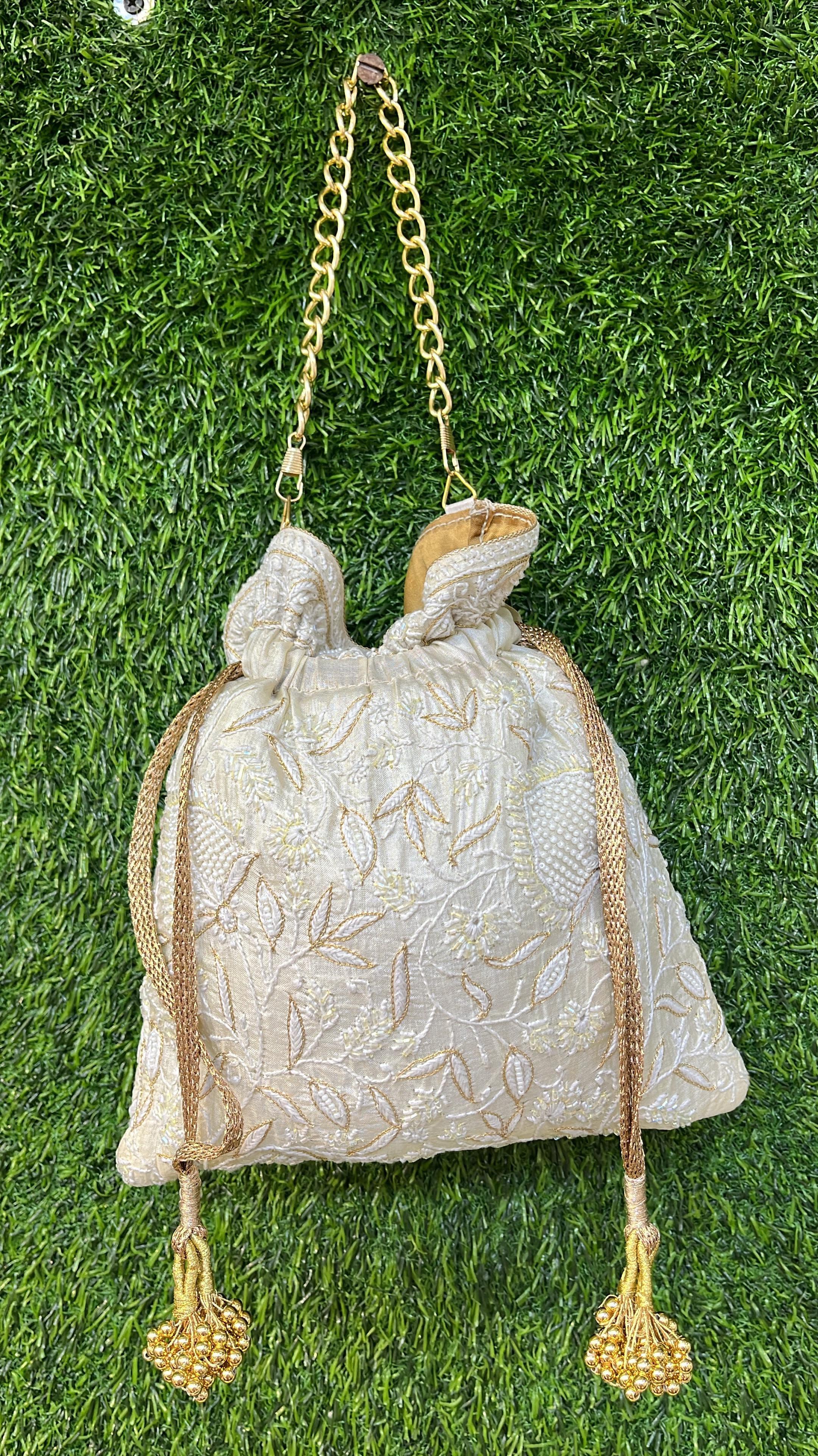 CHIKANKARI POTLIS