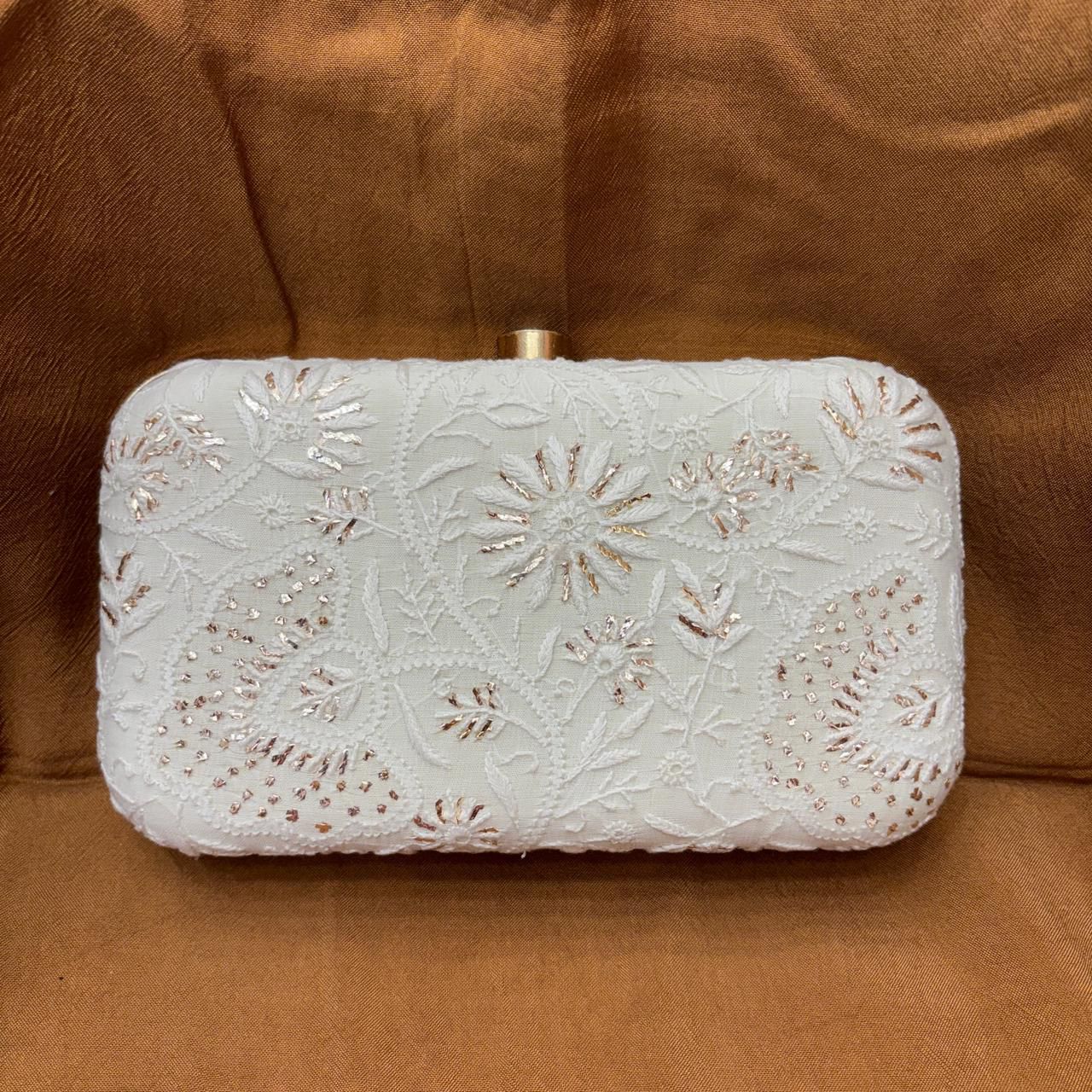 chikakari clutches