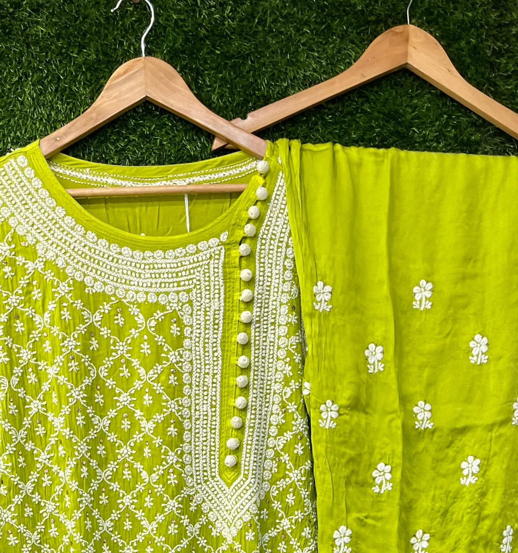 2 PIECE SET (CHIKANKARI)
