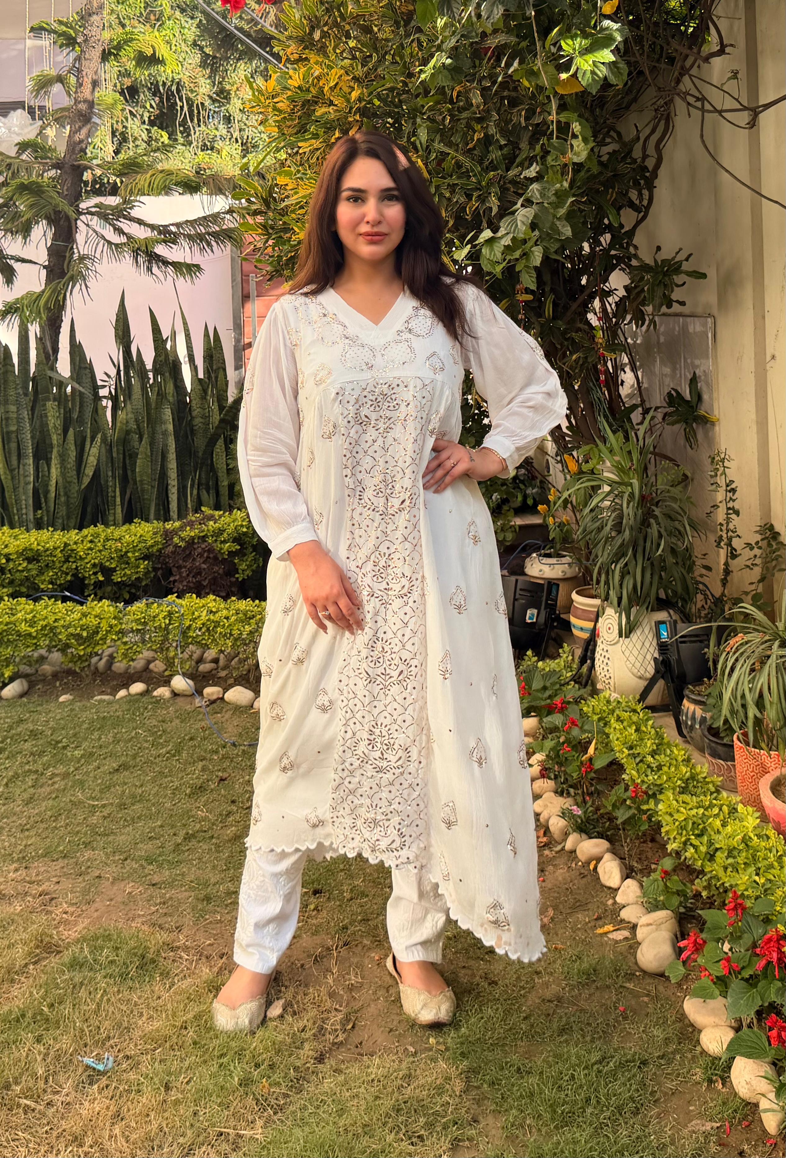 Exclusive Lucknowi Chikankari Multi Embroidery Kurti Palazzo Set”