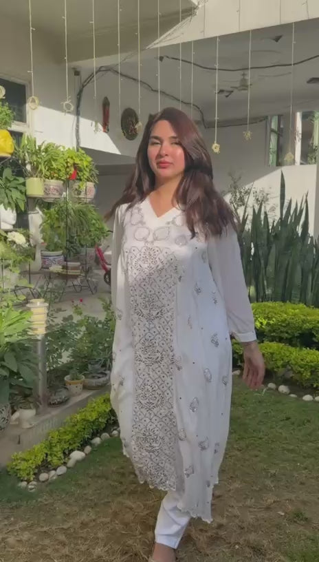 2 PIECE SET (CHIKANKARI)